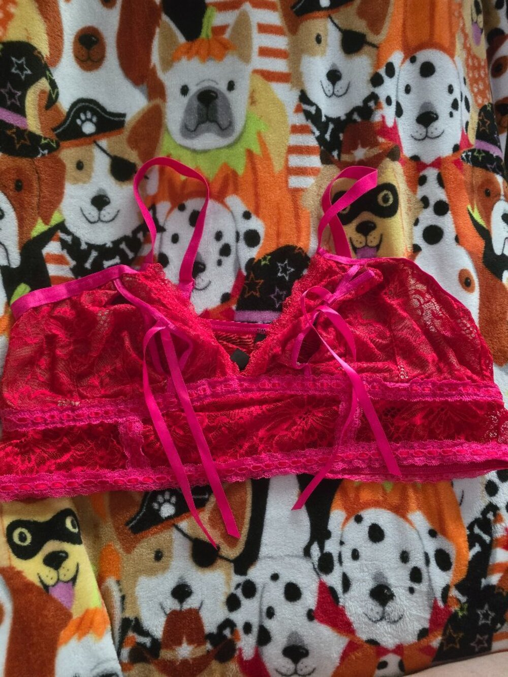 Torrid bralette unlined red/pink size 3